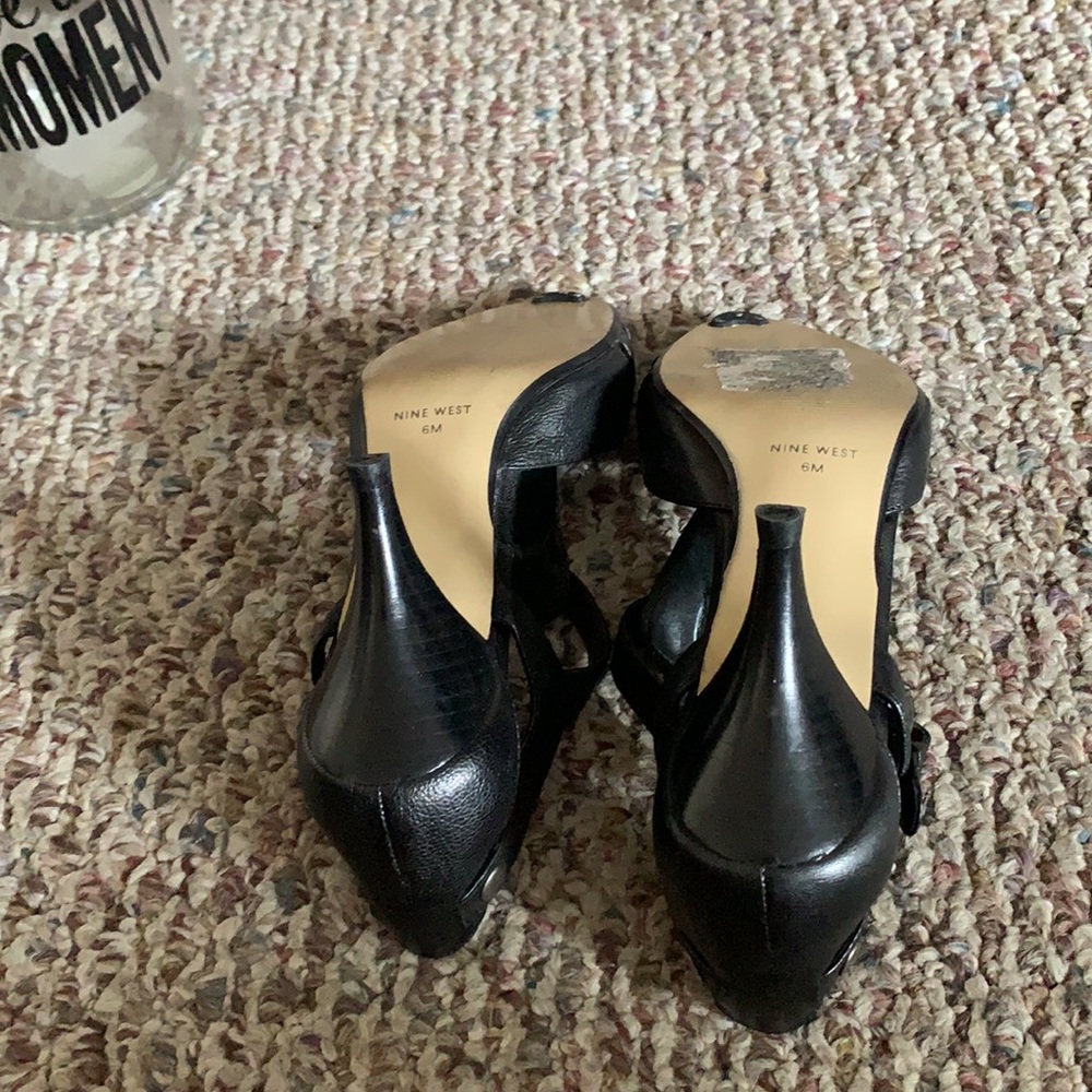 Heels - Picture 5 of 9